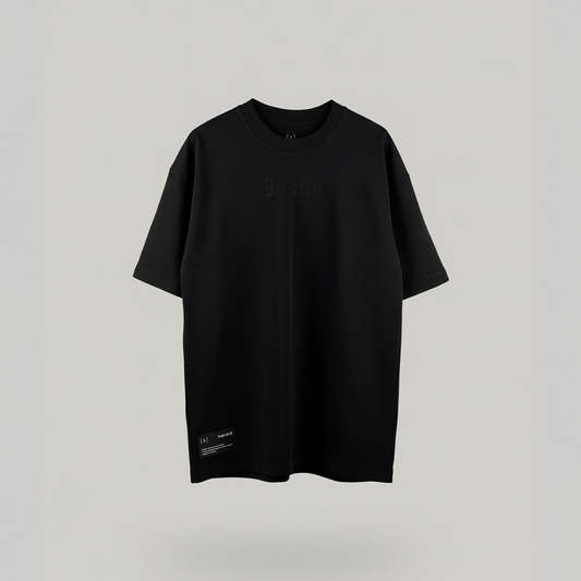 Be still. – Men’s Oversized (Quiet)