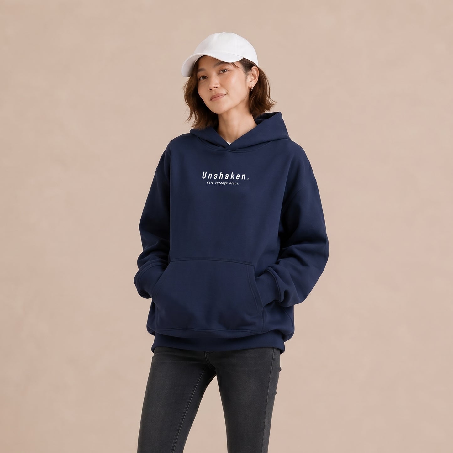 Unshaken – Hoodies