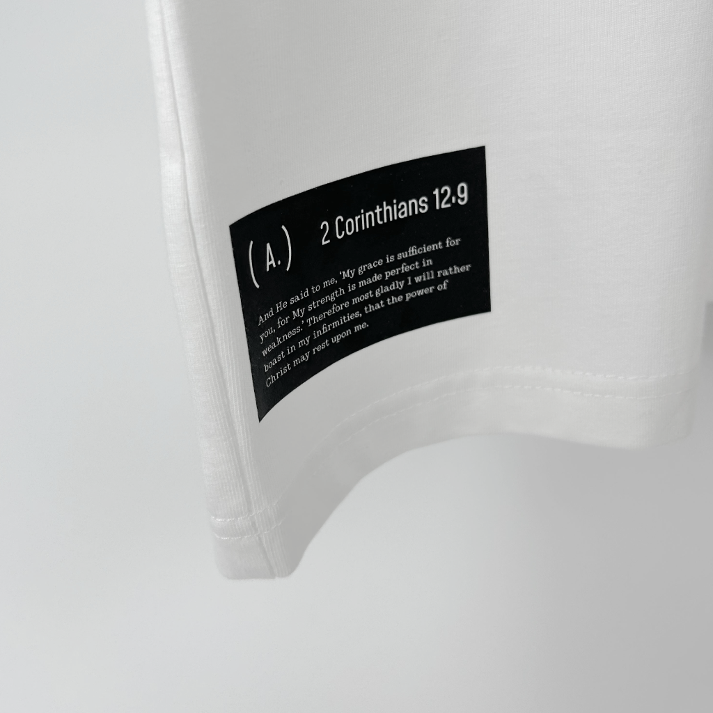 In grace. – Men’s Oversized (Bold)